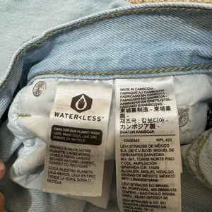 Levi’s Low Pro Straight Jeans Light Wash Distressed Size 25 Women’s thumbnail 9