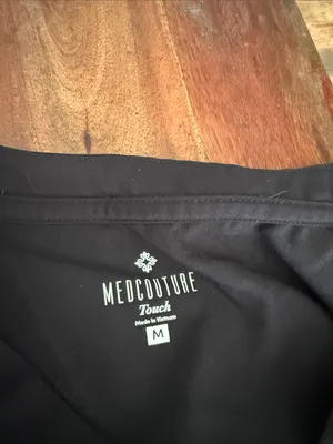 Med Couture touch Black Jogger two piece scrub set thumbnail 4