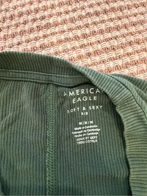 American Eagle Outfitters Forest Green Crop Top thumbnail 4