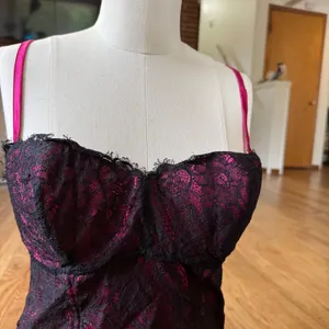 Moda International Magenta Pink Black Lace‎ Corset Top Underwire Silk Blend M thumbnail 9