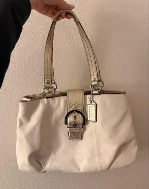 Coach Soho East West Carryall White/Gold Purse 2011 thumbnail 1