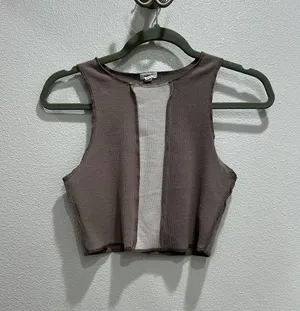 Garage Tank Top Cropped thumbnail 1
