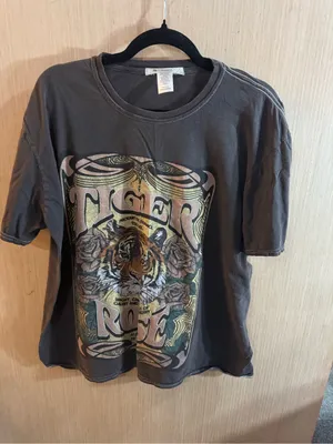 Project Social T Charcoal Grey Tiger Rose Graphic Tee Size Small/Medium thumbnail 1