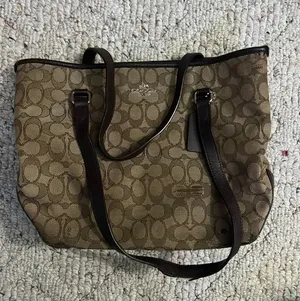 Purse thumbnail 1