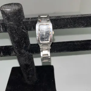 💜 HOST PICK - Vintage Casio Stainless Steel Analog Watch thumbnail 2