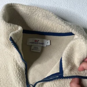 Vineyard Vines Sherpa Women’s Pullover Quarter Zip thumbnail 2