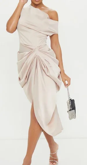 Pretty Little Thing Dress thumbnail 2