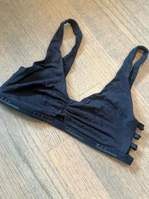 Lululemon Simply Gathered Bralette: Size XS thumbnail 4
