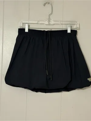 Aritzia Golden Deuce Micro Bubble Skort Black Size S Built In Shorts Athletic thumbnail 4
