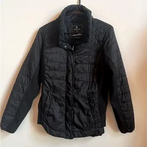 Kyodan Women's Black Puffer Jacket thumbnail 1