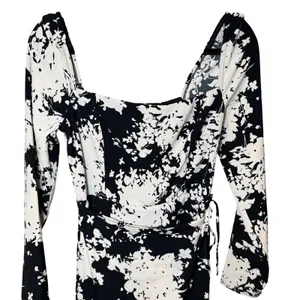 Abercrombie & Fitch NWT Long Sleeve Wrap Mini Dress Black White Floral Sz‎ Small thumbnail 3