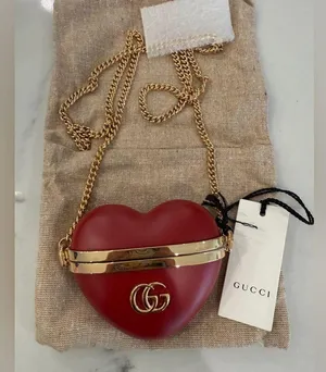 Gucci GG Marmont Heart Shaped AirPods Case thumbnail 2