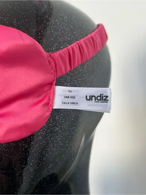 Undiz Hot Pink Satin Sleep Mask thumbnail 2