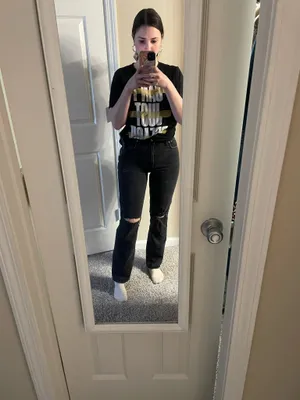 Black Abercrombie Ultra 90s High-Rise Jeans thumbnail 6