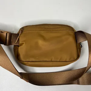 Lululemon Everywhere Belt Bag thumbnail 4