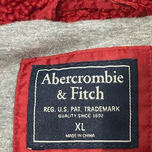 Abercrombie & Fitch Red Teddy Puffer Jacket thumbnail 7