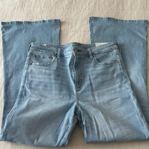 Women’s American Eagle Jeans thumbnail 6