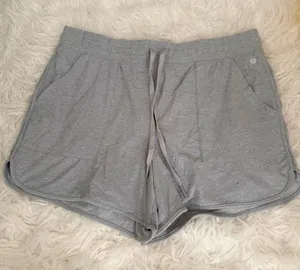 Shorts  thumbnail 1