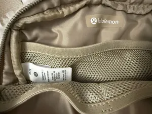 Lululemon Everywhere Belt Bag 1L thumbnail 6
