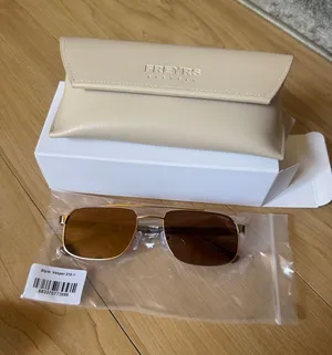 Freyrs Vesper Sunglasses Gold thumbnail 1