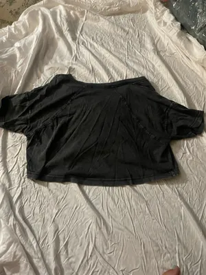 Forever 21 cropped tee thumbnail 2