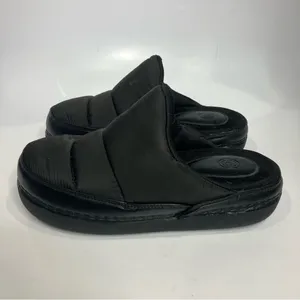 Urban outfitters Lily puffer slip on shoes slippers black womens size 7‎ trendy thumbnail 2