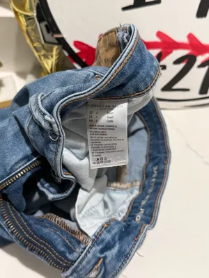Super High-Rise American Eagle Jeggings thumbnail 3