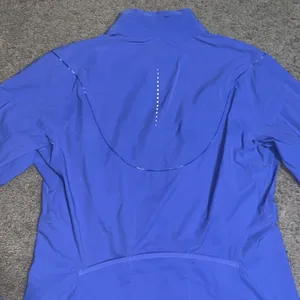 Lululemon Fast and Free‎ Windbreaker SpeedWeave Jacket Charged Indigo 10 thumbnail 6