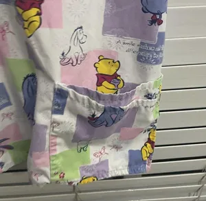 Disney Winnie the Pooh Scrub Top médium thumbnail 4