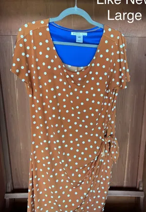 Robbie Bee Rust with White Polka Dots Tie-Waist Short Sleeve Top thumbnail 1