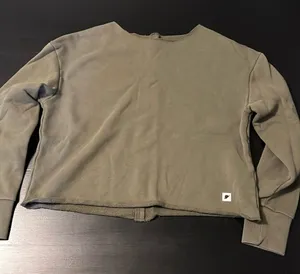 Fundamental Coast Women‎ Performance Crop Sweatshirt Olive Green Small thumbnail 1