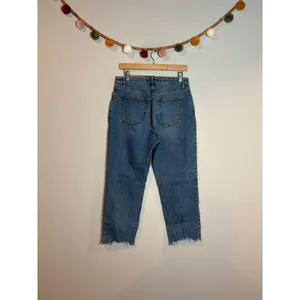 Loft Curvy High Waist Straight Crop jeans thumbnail 2