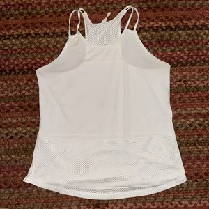 UNDER ARMOUR WHITE MESH ATHLETIC TANK thumbnail 1
