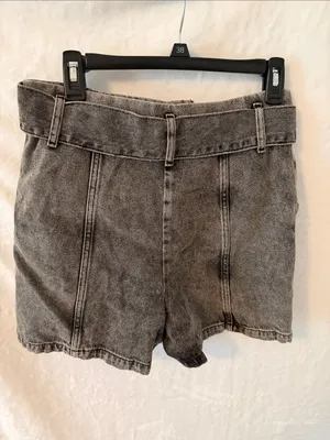 Zara Washed Grey High-Waist Belted Denim Shorts thumbnail 3