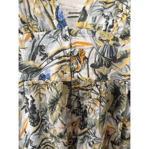 Abercrombie & Fitch Plunge Linen Blend Maxi Dress in Tropical Print, XS thumbnail 8