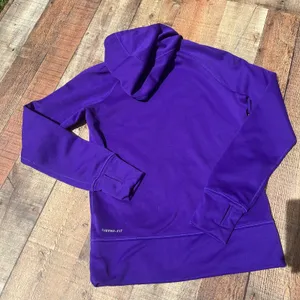 Nike Therma-Fit Womens Purple Drawstring Fingerholes Funnel Hoodie Sz S Athletic thumbnail 4