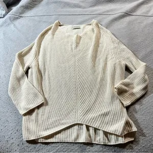 Urban Outfitters Cream Ivory Ribbed Knit Chunky Oversized V Neck Sweater Small thumbnail 1