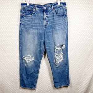 American Eagle High Rise Distressed‎ 90s Boyfriend Jeans thumbnail 2