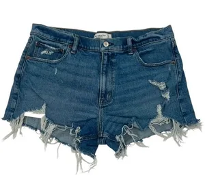 Abercrombie & Fitch The Mom Short Mid Rise size 31/12 thumbnail 1