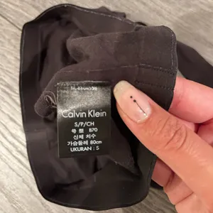 Calvin Klein bra thumbnail 2