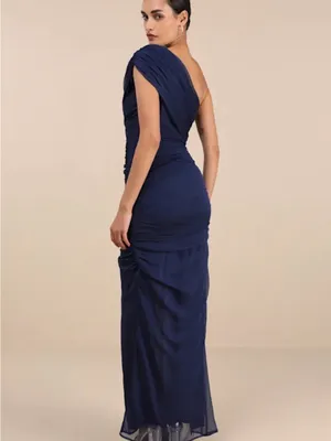 Lulu's Midnight Navy One-Shoulder Ruched Slit Gown thumbnail 2
