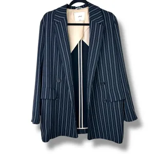 WILFRED x ARITZIA NWOT Cherrelle Pinstripe Double Breasted Blazer Jacket Small thumbnail 4