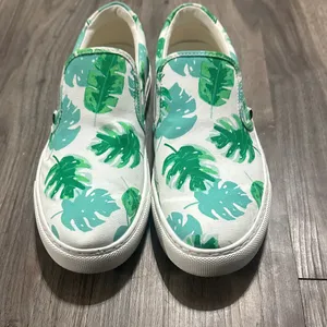 J. Crew White and Green Women's Sneakers thumbnail 9