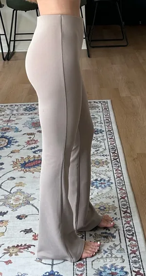 H&M Tan Pants thumbnail 2