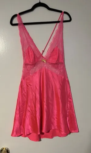 Victorias Secret Hot Pink‎ Satin Lace Slip Dress Crossback Negligee Bow thumbnail 1