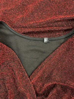 Elegant Burgundy Shimmer Faux Wrap Dress - Puff Sleeves Tulip Hem thumbnail 10