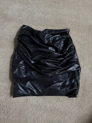 Vic Salvage Black Ruched Mini Skirt – Size Small thumbnail 2