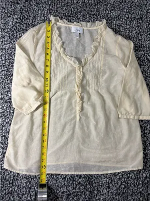 LOFT Cream Ruffle V-Neck Pintuck Pleated Short Sleeve Blouse Preppy Size M thumbnail 3