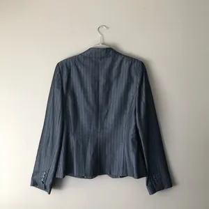 LOFT | Gray Pinstriped Wool Blend Blazer Sz 10 thumbnail 8