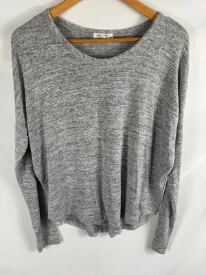 Rag & Bone Heather Grey Knit Long Sleeve top Size Medium thumbnail 1